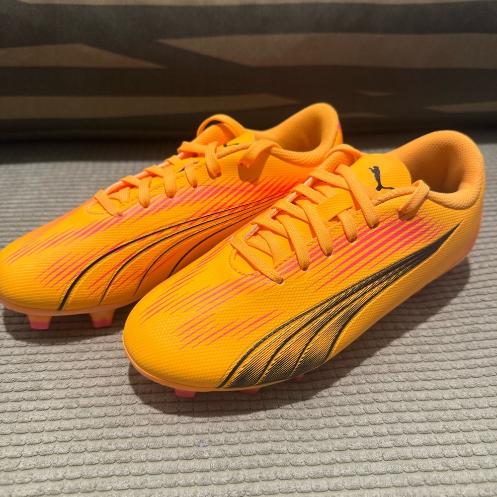 *NEW* Puma Ultra Play FG/AG Cleats